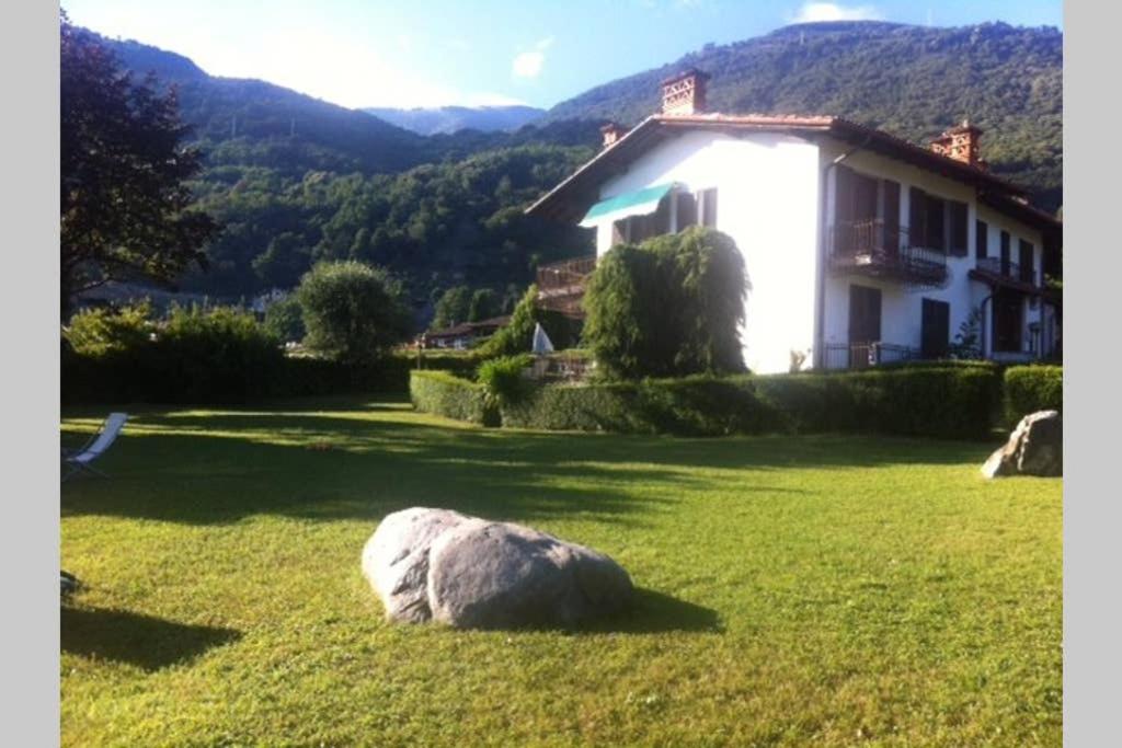 Favoloso Appartamento Fronte Lago, Gera Lario Exterior foto